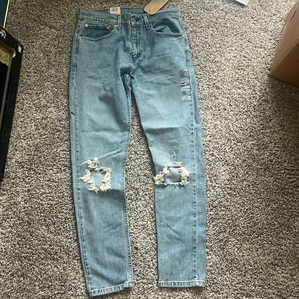 Levi 512